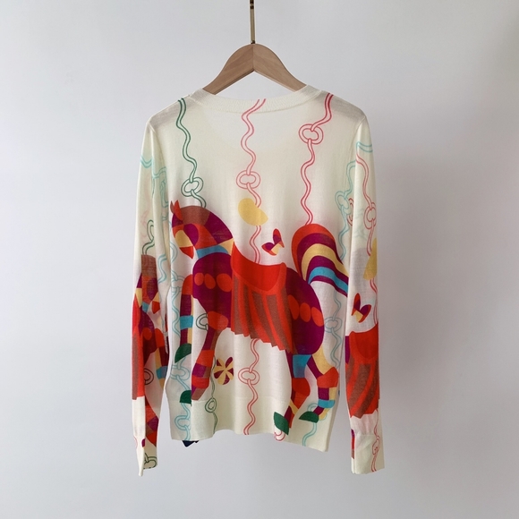 HERMES crew-neck wool horse print sweater, still the same soft and delicate wool - Picture 4 of 8